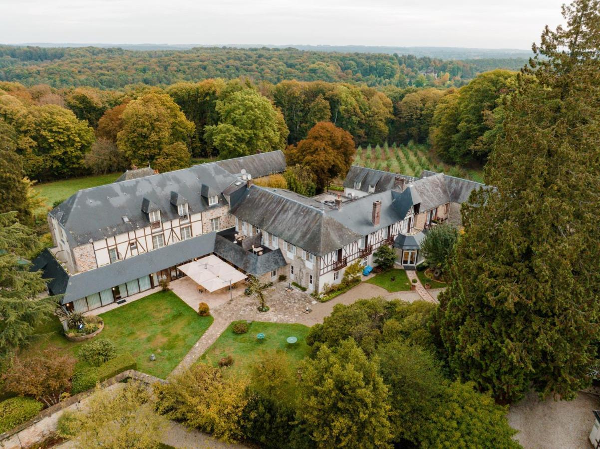 Готель Le Manoir Du Lys, The Originals Relais Bagnoles de l'Orne Normandie Екстер'єр фото