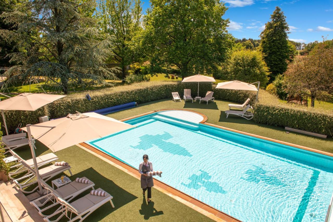 Готель Le Manoir Du Lys, The Originals Relais Bagnoles de l'Orne Normandie Екстер'єр фото